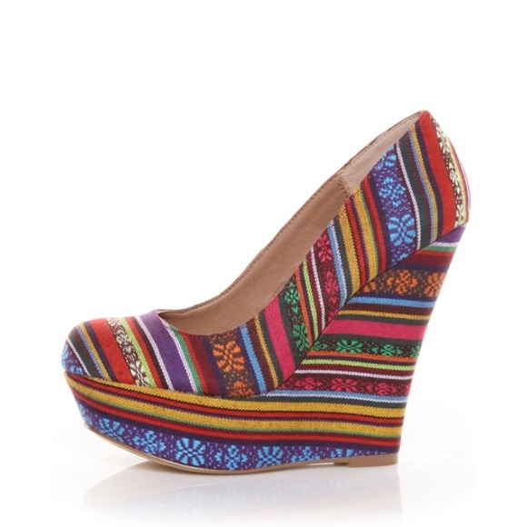 Steve Madden tribal wedge platform - Picture 2 of 6